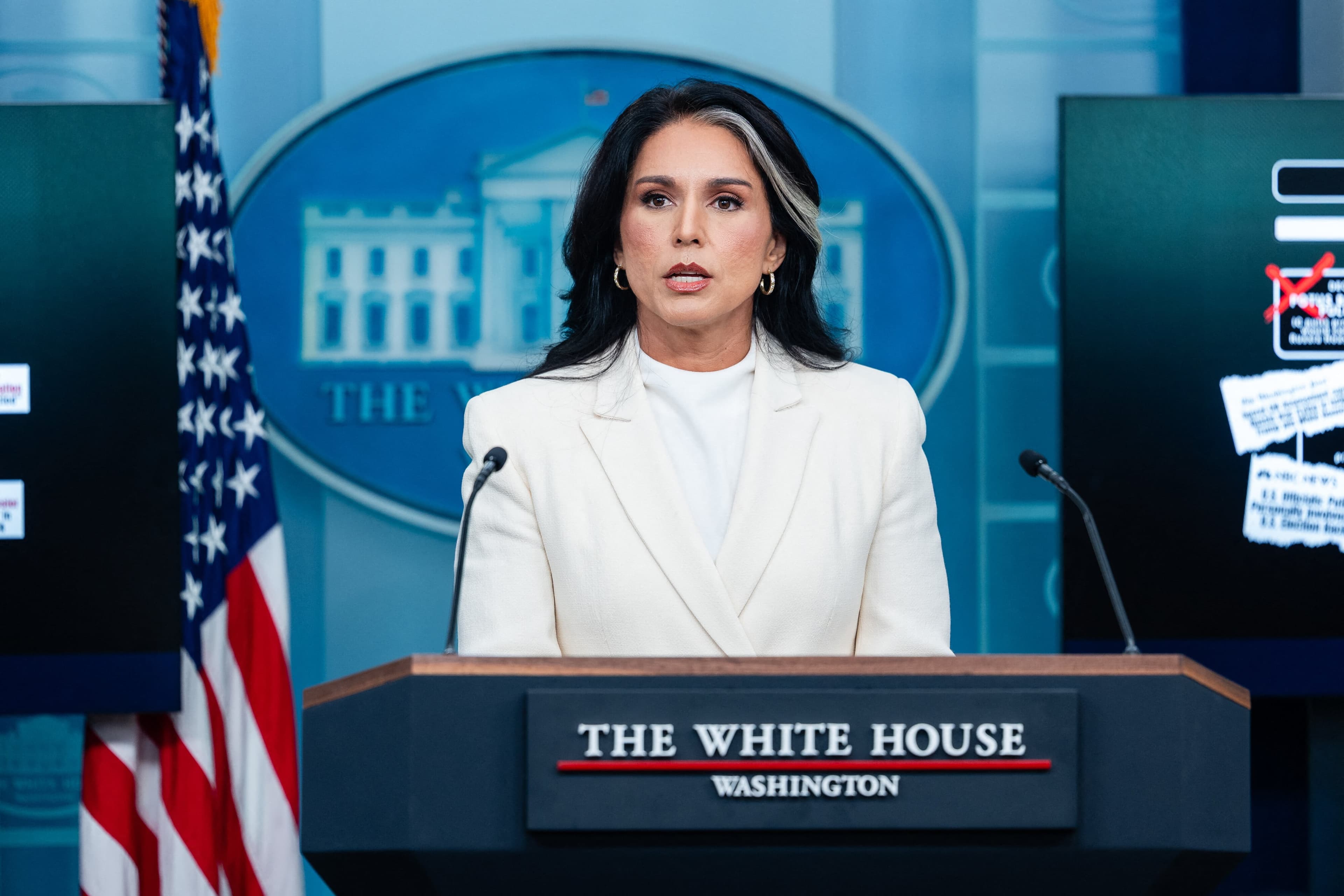 Tulsi Gabbard sous l'emprise d'une secte ? Ses étranges liens avec un gourou