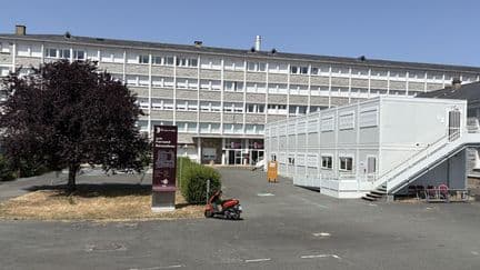 REPORTAGE. "J'avais peur de faire un malaise" : à Cholet, des lycéens et élèves de CAP passent leurs examens en pleine canicule