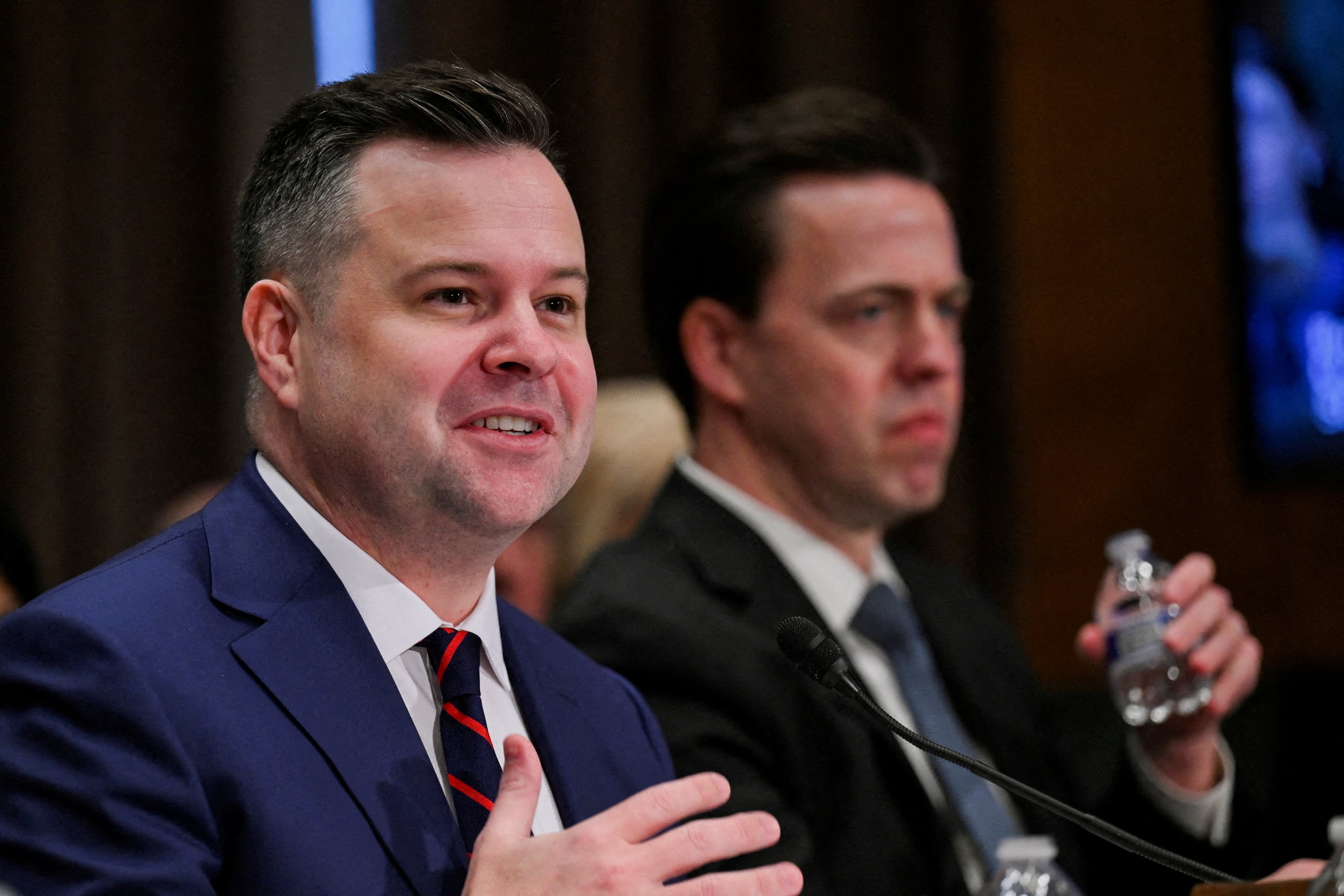 A peine nommé à la tête du renseignement américain, Bill Pulte lance ses premiers licenciements