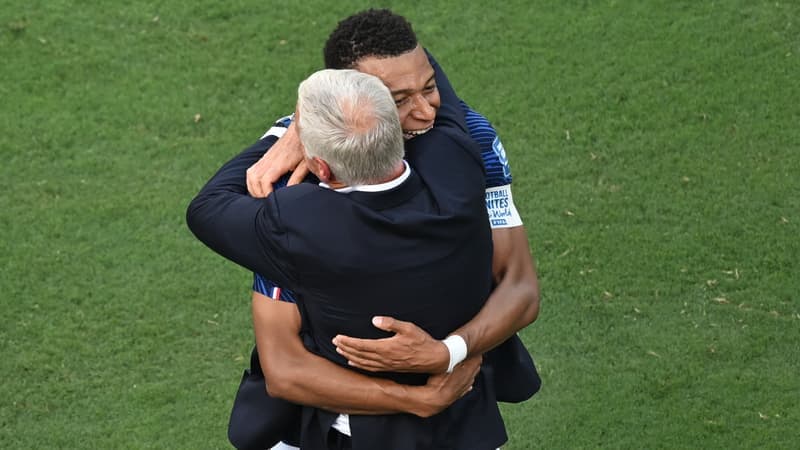 France-Suède: "Il ne sera jamais tout seul avec nous", le très beau message de Mbappé pour Deschamps après le 16e de finale de Coupe du monde 2026