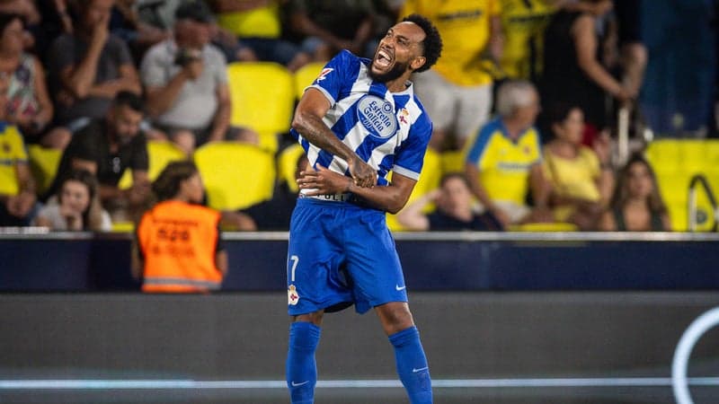 "Il est venu écrire l'histoire": Aubameyang surfe sur son début de saison de feu en Liga avec le promu La Corogne