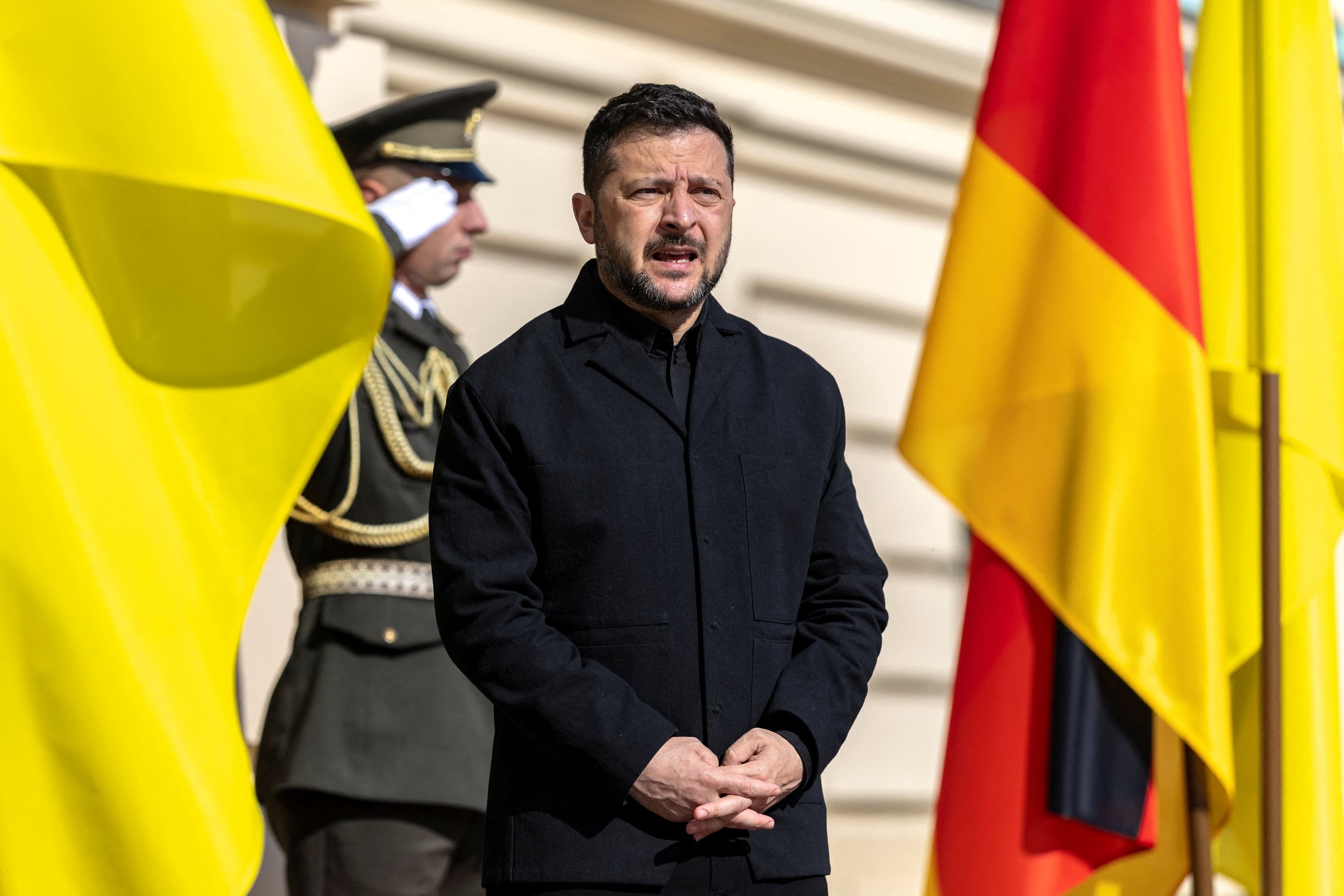 Ukraine : Volodymyr Zelensky se dit prêt à organiser des élections si la Russie accepte un cessez-le-feu de 60 jours