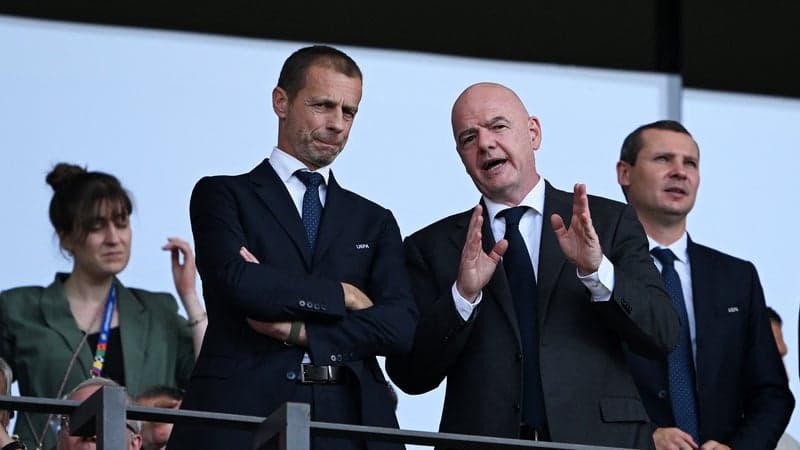 "Il est temps de dire stop": Ceferin détruit "l'empereur" Infantino à la tribune de l'EFC