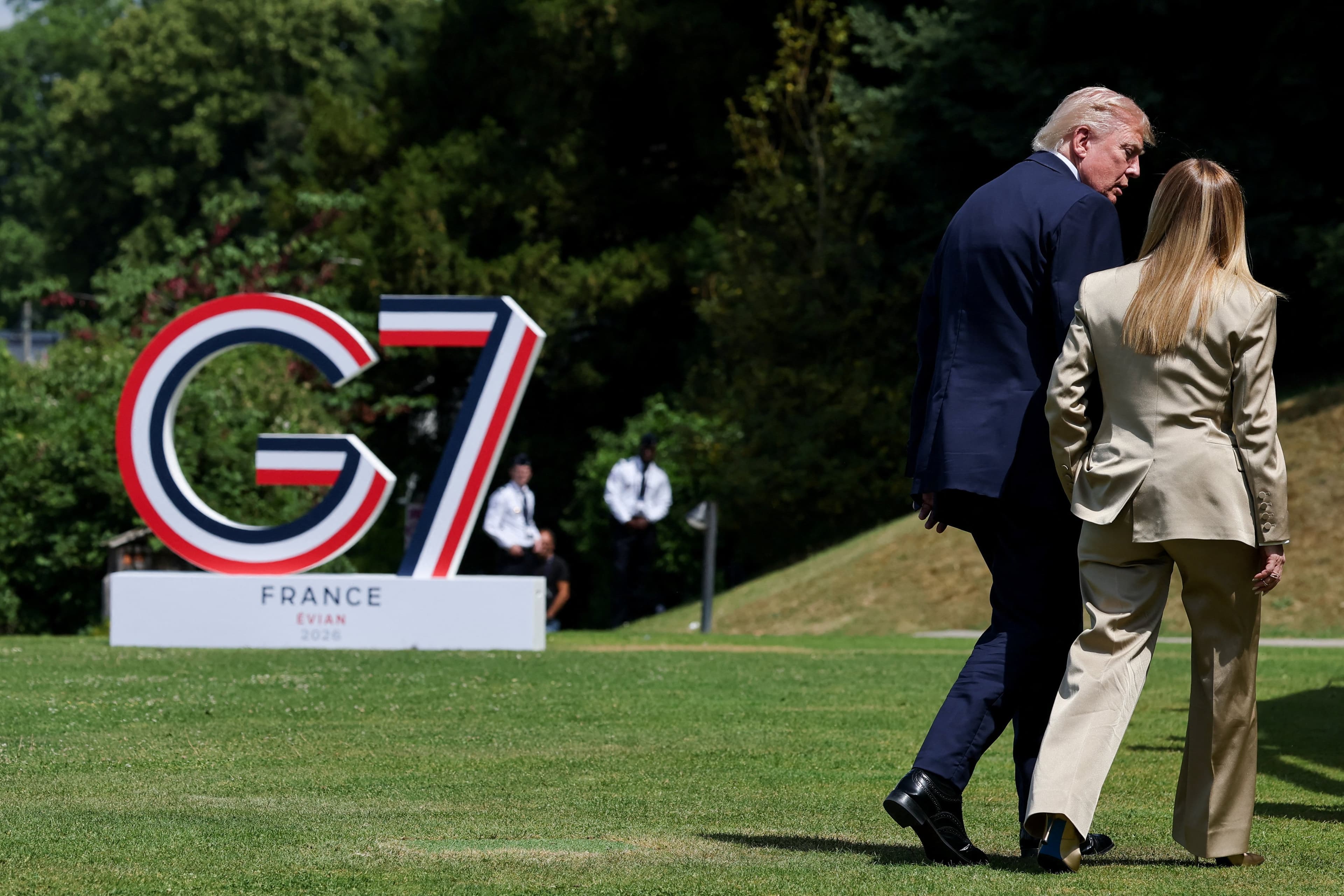 Clash diplomatique : l'Italie furieuse après les propos polémiques de Donald Trump sur Giorgia Meloni 
