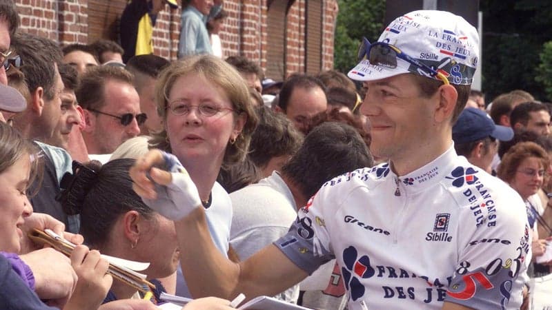 Seringues, menaces d'Armstrong et collisions volontaires: les confessions chocs de Christophe Bassons sur le dopage dans le cyclisme