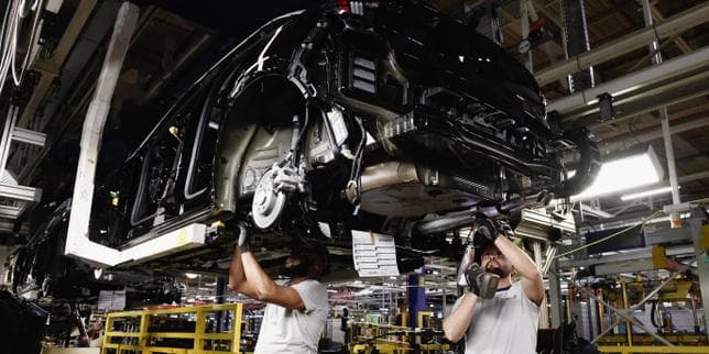 Le marché automobile français « bascule » vers l’électrique