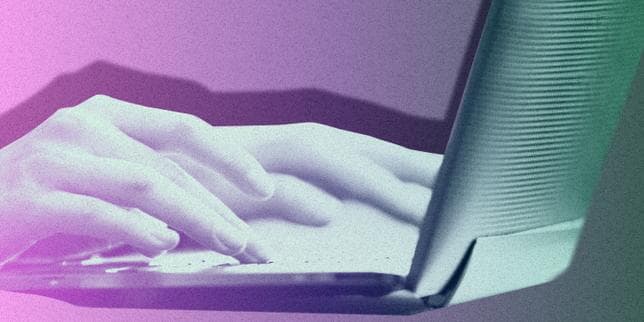 « Le groupe EBRA tourne le dos à la mission de ses journaux en misant tout sur l’automatisation des tâches grâce à l’IA »