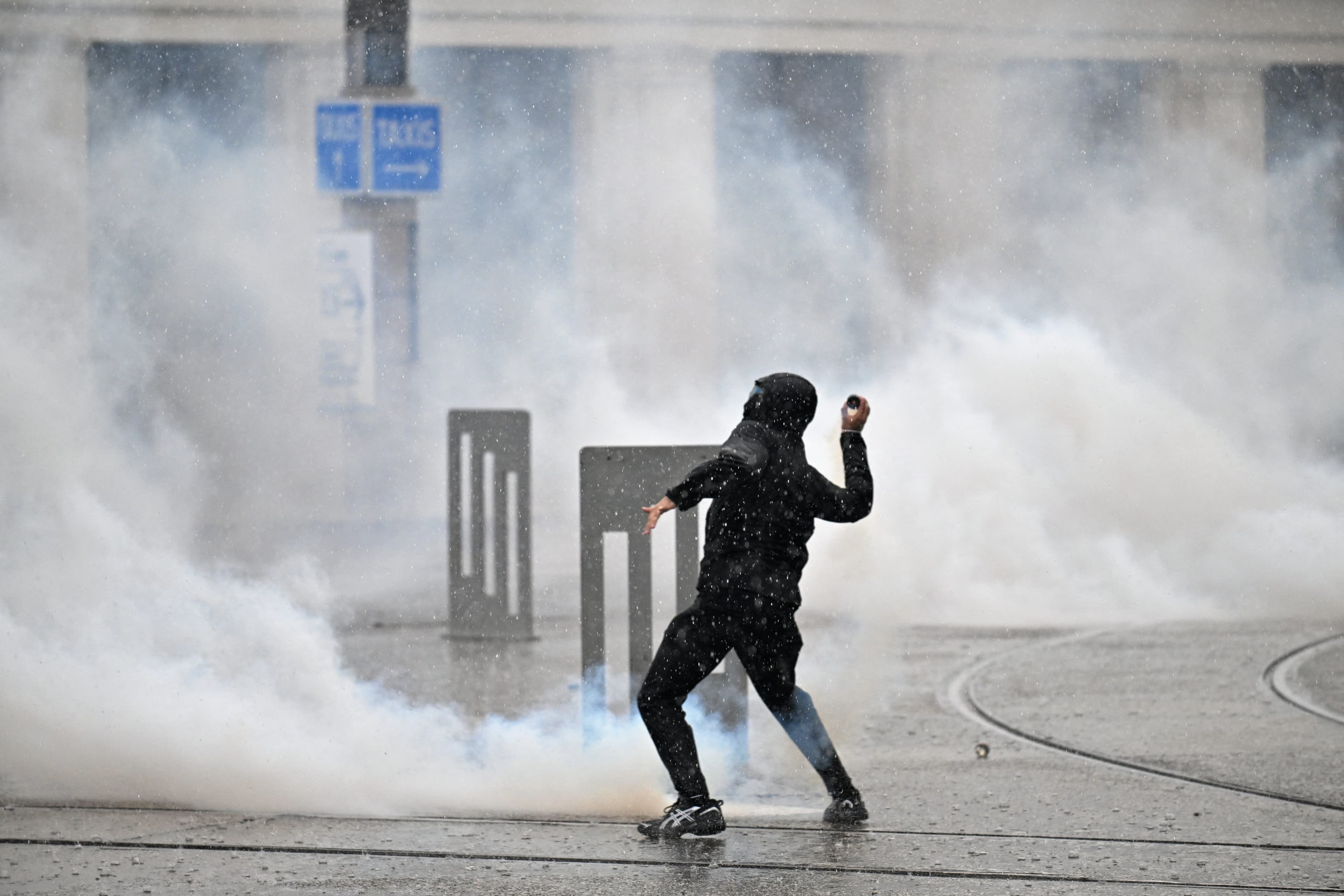 Du fiasco des gilets jaunes au 17 octobre : le renseignement territorial, mal-aimé de la sécurité intérieure
