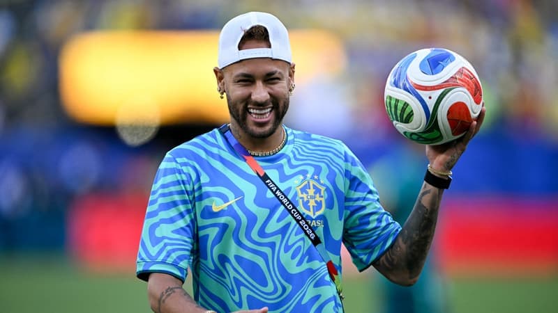"Le premier joueur au monde appelé pour faire du télétravail": le président brésilien Lula fracasse Neymar