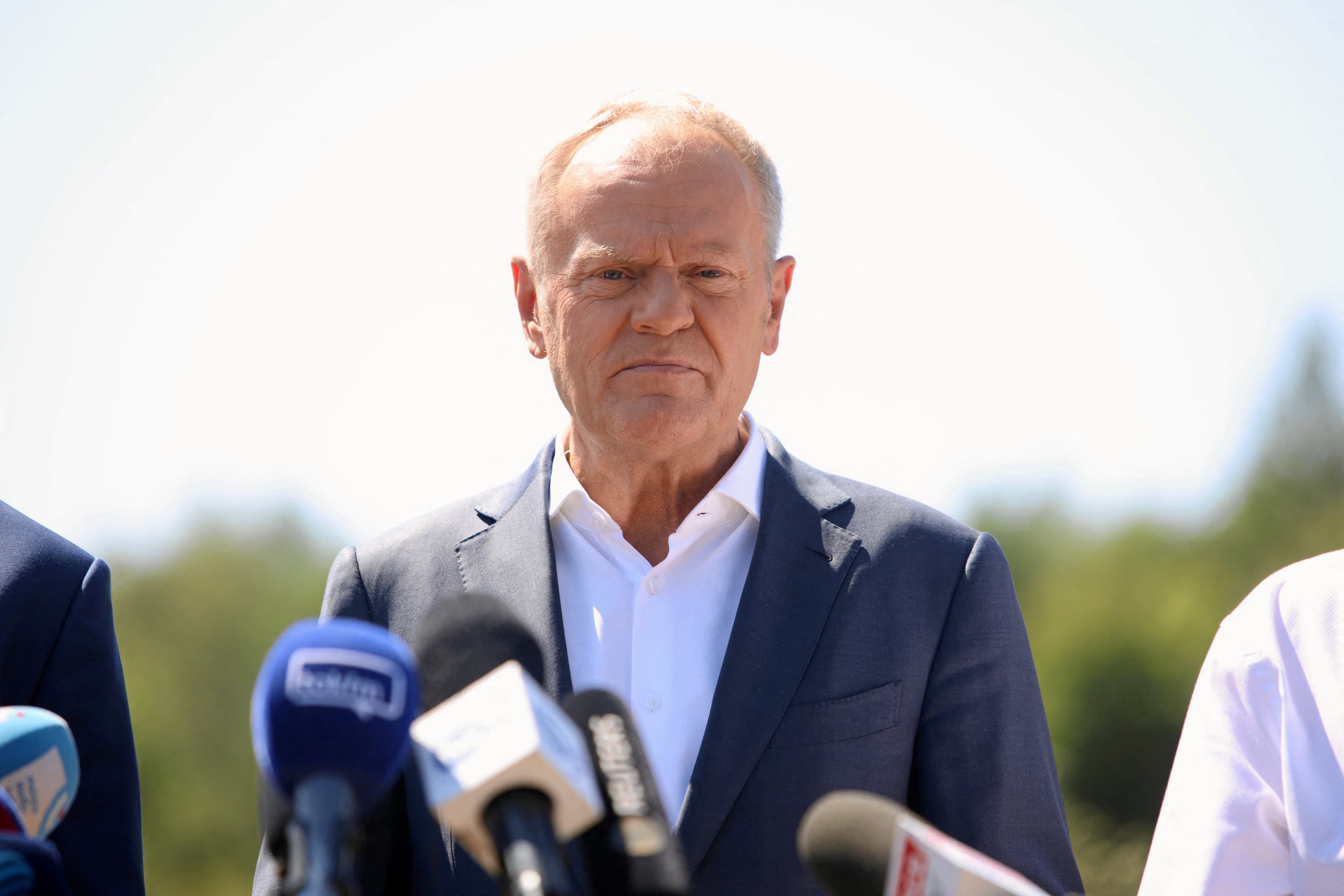 En Pologne, le Premier ministre Donald Tusk et le ministre de la Défense visés par une "possible tentative d’assassinat"