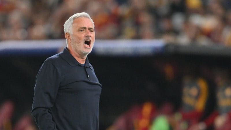 "On veut tuer un joueur deux heures avant un match", Mourinho crie au complot anti-Real après la suspension de Vinicius
