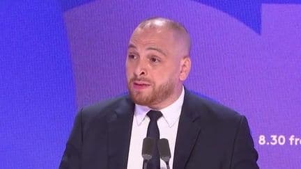 Canicule, retours de migrants déboutés du droit d'asile... Matthieu Valet dans le 8h30 franceinfo