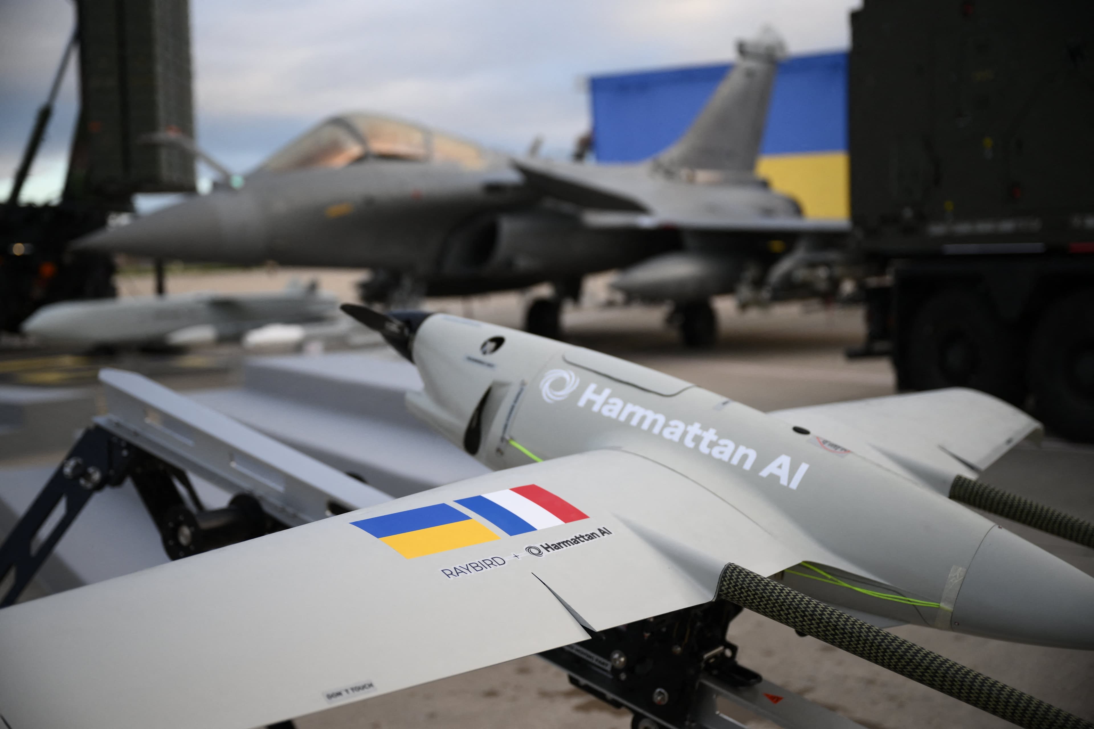 IA militaire : la ruée des polytechniciens vers la "deftech"