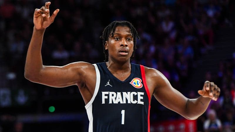 Frank Ntilikina revient en France et signe au Paris Basket