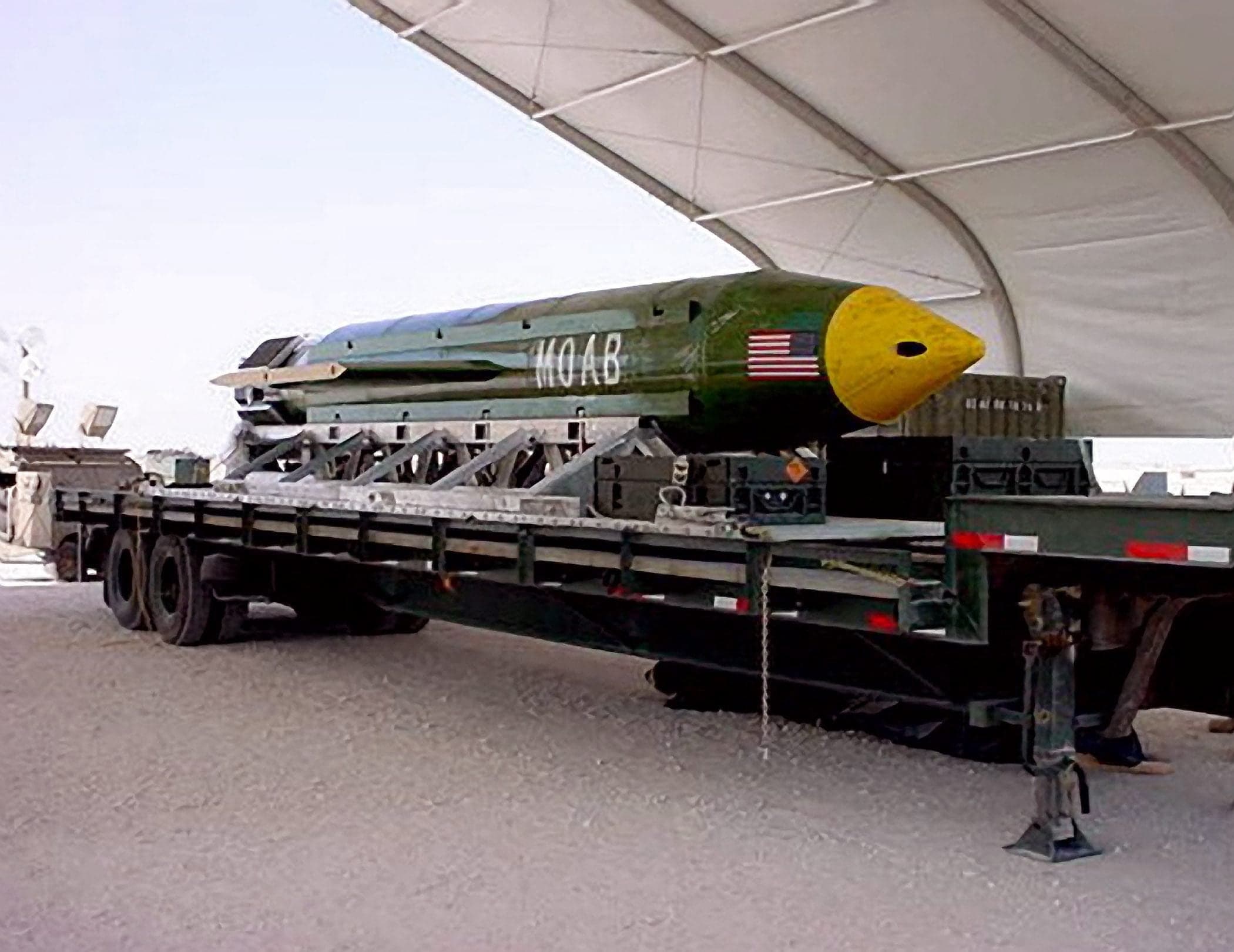 Guerre en Iran : Washington envisage d'utiliser la "mère de toutes les bombes"