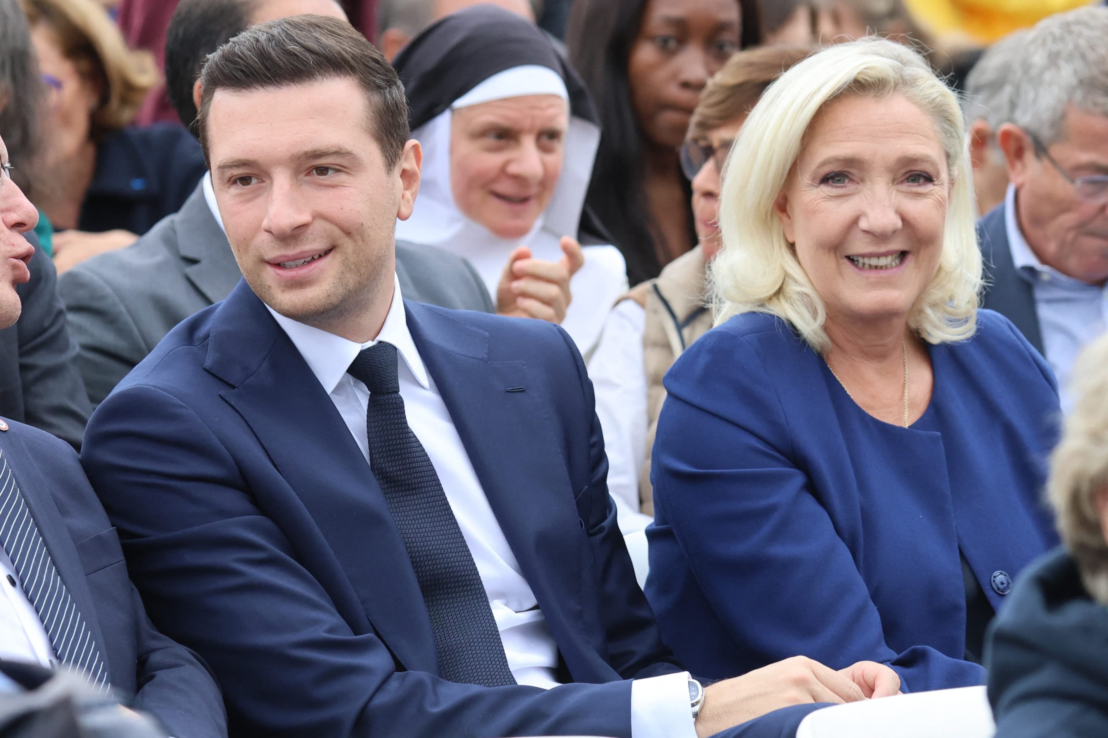 Affaire Bardella : LR et le bloc central entre prudence et gourmandise