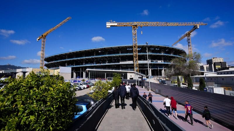 Barça: jusqu'à 2,6 milliards de dette après un prêt, vers un nouveau départ du Camp Nou