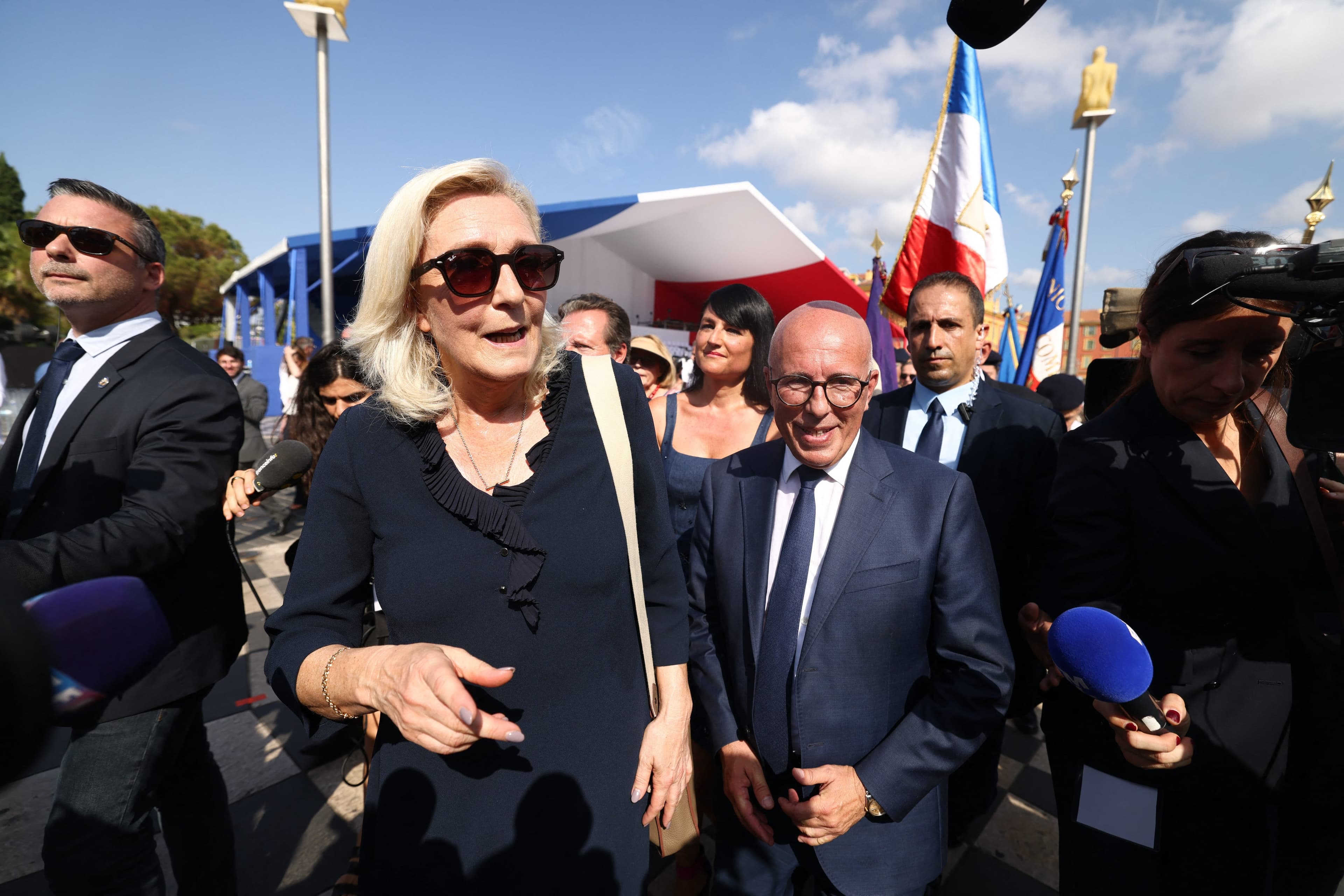 Présidentielle 2027 : avec Marine Le Pen en campagne, Eric Ciotti cherche sa place