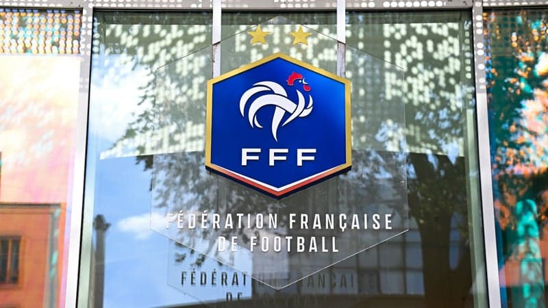 Plus de deux millions d'euros: la FFF débloque une enveloppe pour aider les clubs amateurs face à la flambée des prix du carburant