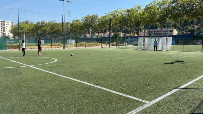 Canicule: la préfecture recommande l'annulation des événements sportifs en plein air à Paris et petite couronne