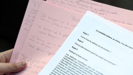 "Pas de changement, pas de durcissement" : pourquoi les correcteurs n'ont pas vraiment appliqué les nouvelles consignes sur l'orthographe au bac