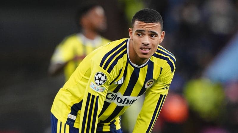 Aston Villa-Fenerbahçe: Greenwood conspué et traité de "délinquant sexuel" pour son retour en Angleterre