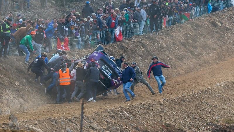 Rallye: une copilote de 20 ans meurt tragiquement en course après un grave accident en Espagne
