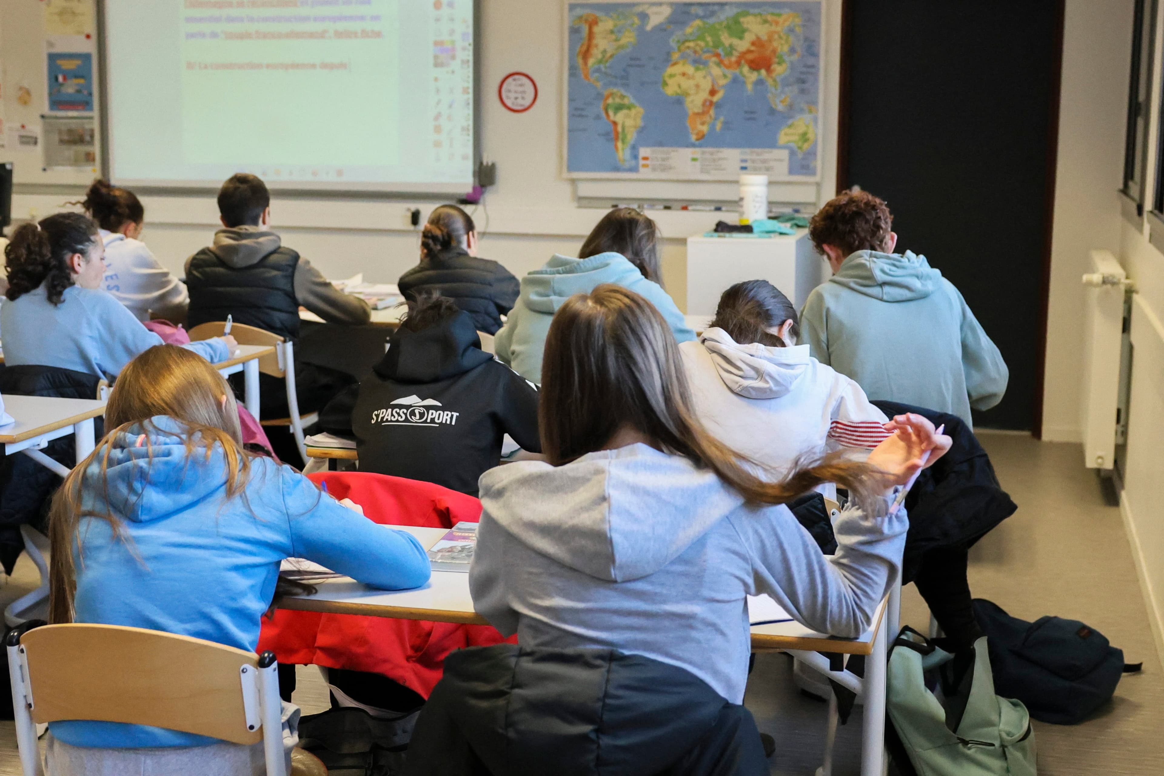 Niveau scolaire : la France n’a jamais obtenu des scores aussi faibles à l’enquête Pisa