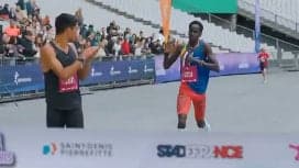 Magnifique geste sur le 10km des Voies Royales de Saint-Denis: un coureur laisse la victoire à un adversaire qui s'est trompé de parcours