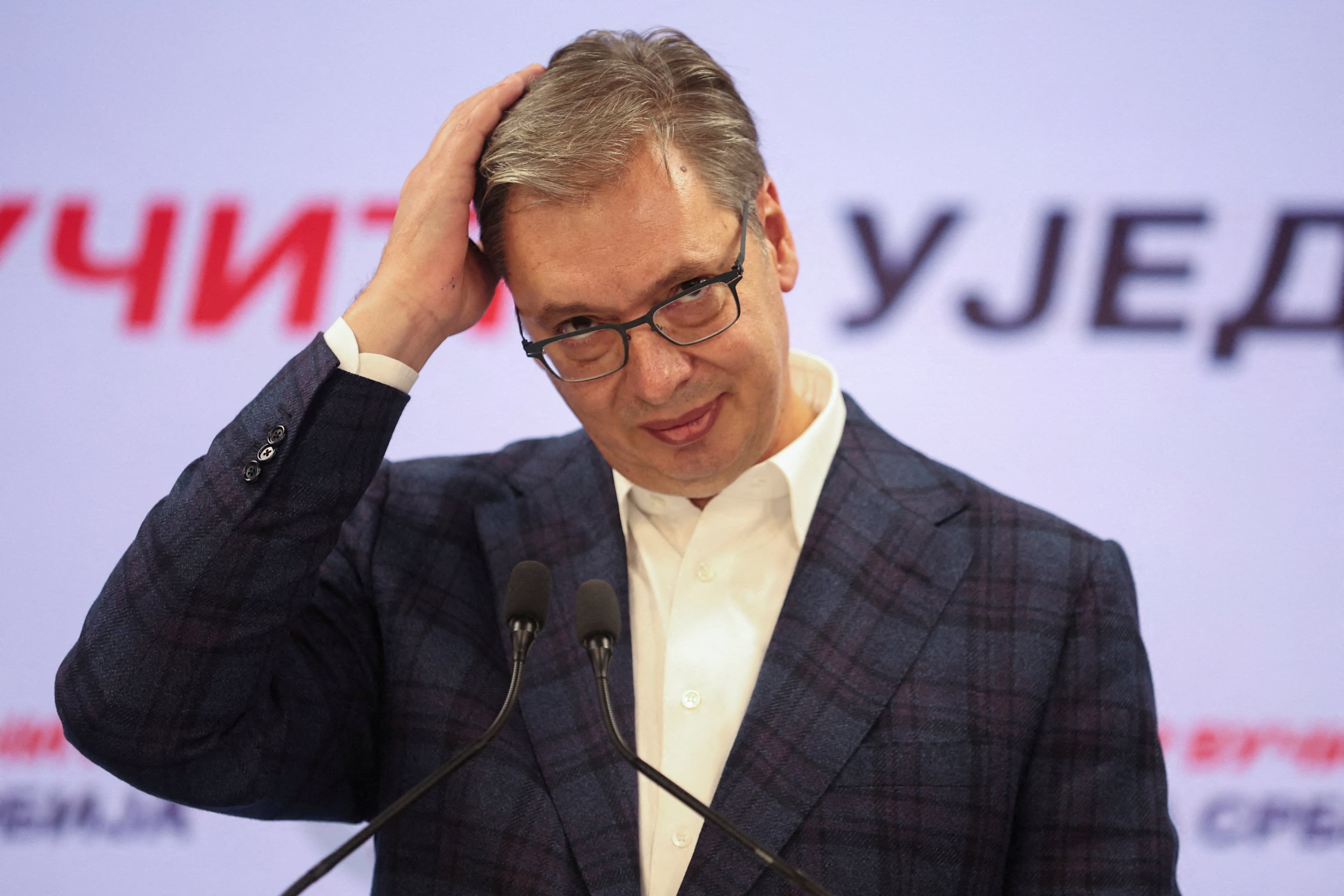 Législatives en Serbie : le mouvement étudiant met fin au règne d'Aleksandar Vucic